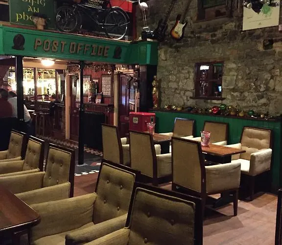 Racey Byrnes Bar & Accomodation Bed & Breakfast *